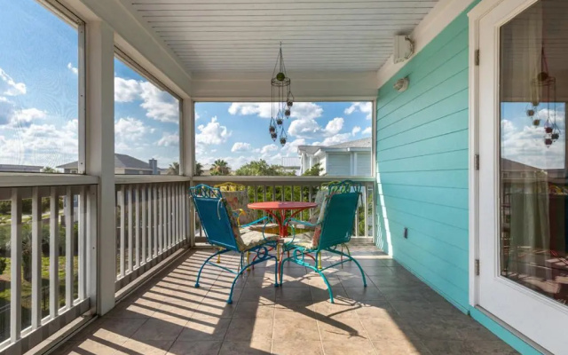 Harrisons Hideaway by Tybee Vacation Rentals