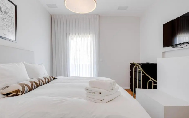 Carmel Market Apartments by Master