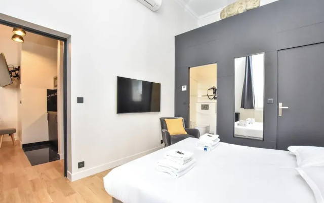 Charming Apartment - 2br/7p - Arc de Triomphe