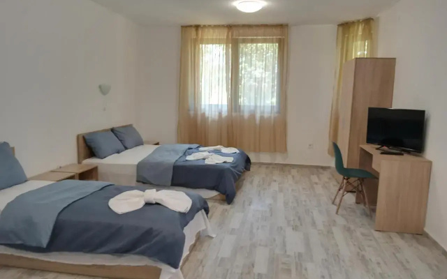 Guest Rooms Oasis 2