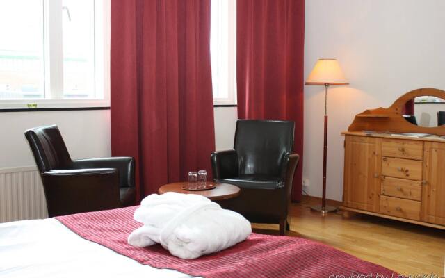 Отель First Hotel Jörgen Kock Швеция, Мальме - отзывы, цены и фото номеров - забронировать отель First Hotel Jörgen Kock онлайн комната для гостей