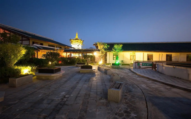 Zmax Hotel·Longhushan Xiaoyaocheng
