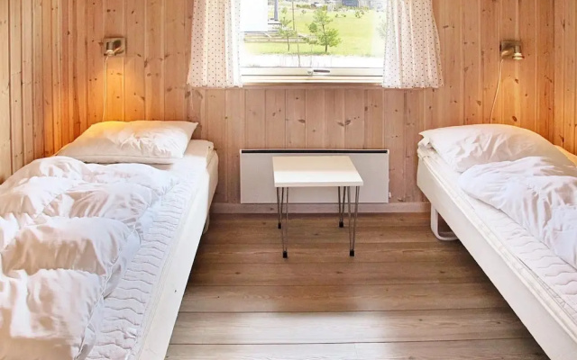 Tranquil Holiday Home in Væggerløse near Sea