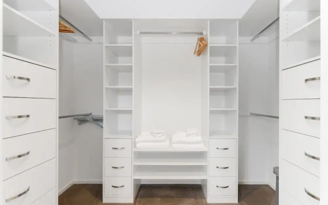 Boutique Stays - Seventh Street