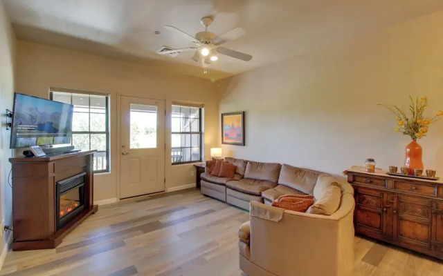 Overgaard Condo w/ Balcony, Near Hiking & Golfing