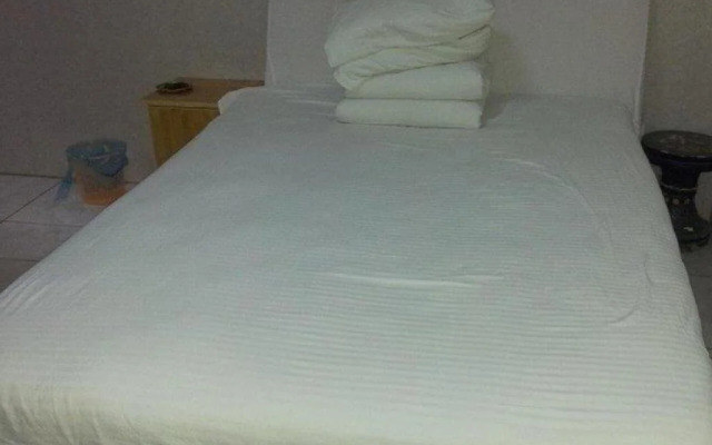 Zhenjiang Yangzhong Xinyuyuan Hotel