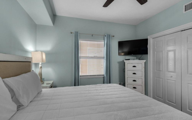 Treasure Island 2306