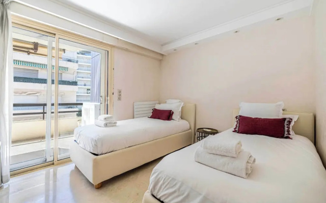 Modern Appartement a/c 2br/4p - Cannes