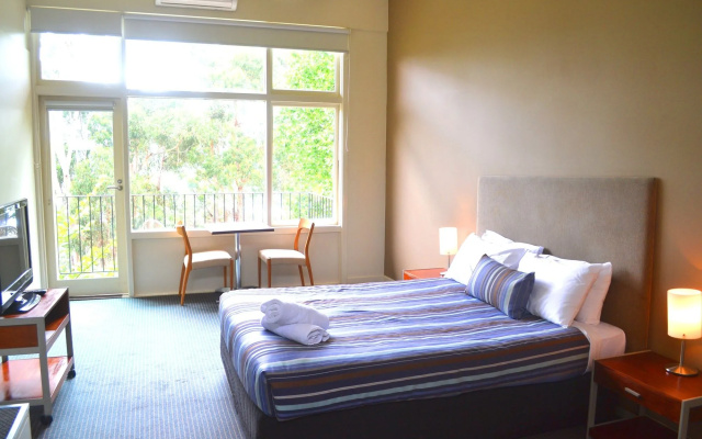 Lorne Hotel
