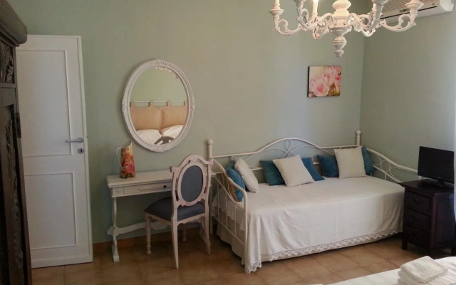 Blue Dolphin B&B
