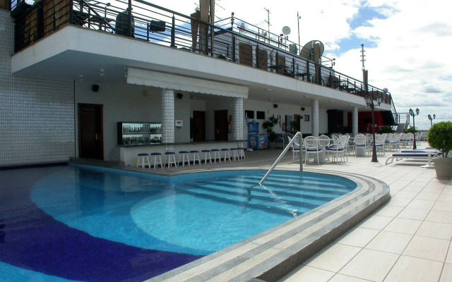 Metropolitan Hotel