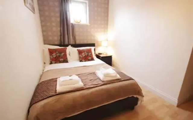 Prime Location Lets - Clarence House Serviced Apartments
