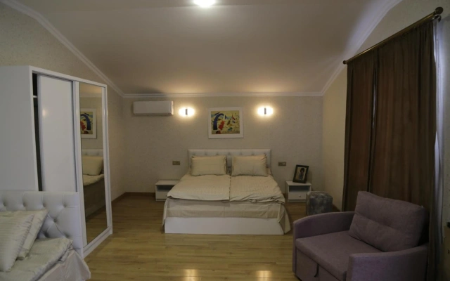 Hotel 12 Tve