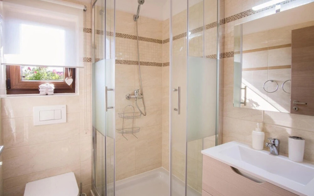 Beautiful Home in Sveti Vid With Wifi and 2 Bedrooms