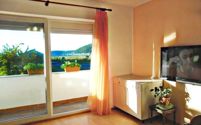 Apartments Josip / Three Bedrooms A1