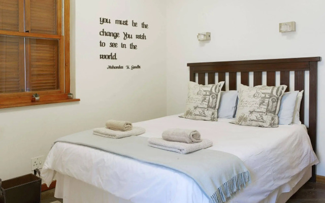 Yellow Aloe Guesthouse