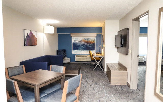 Holiday Inn Express Hotel & Suites Donegal by IHG