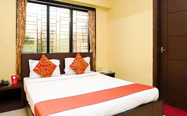 OYO 15262 Hotel Arya Regency