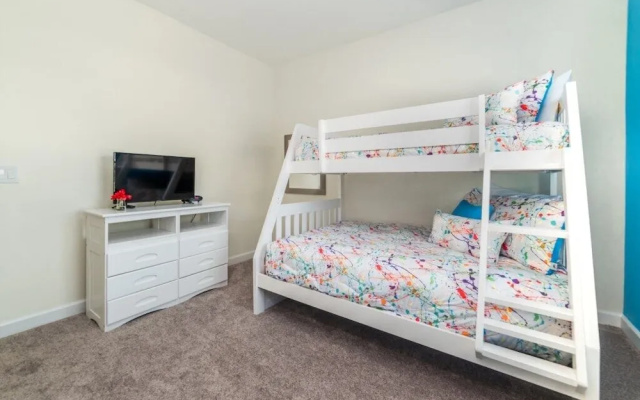 Mickey's Royal Escape 5 Bedroom Townhouse