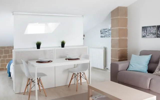 Apartamentos Turísticos Beethoven Haro
