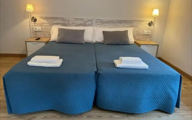 Hostal Barco da Vella