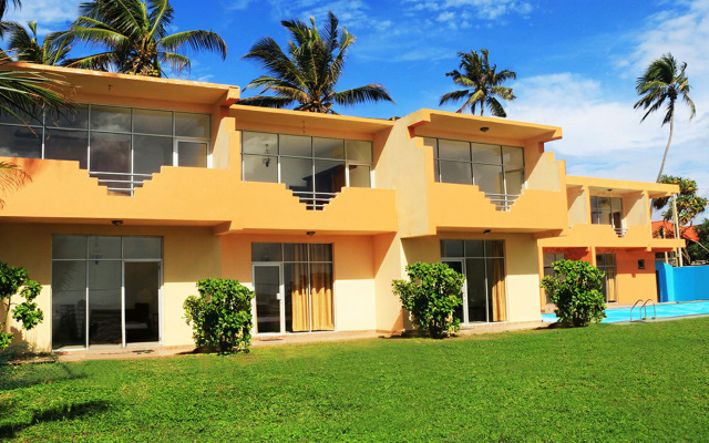 Отель Ralla Beach Resort вид на фасад