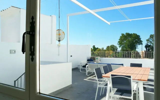 Central Family Apartment With Terrace