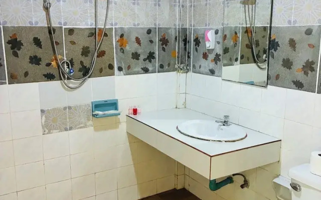 Apartment Wat Sawang Arom 08