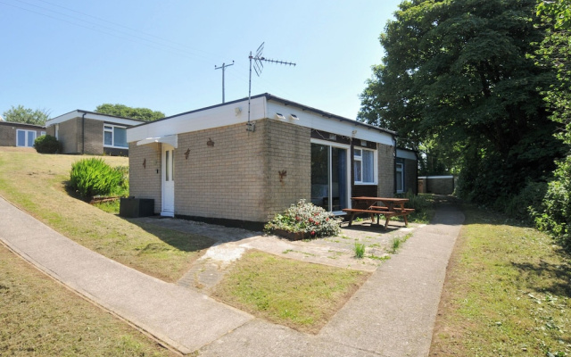 8 Hillside