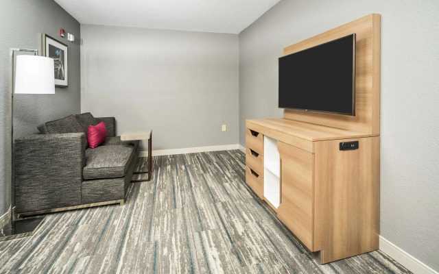 Hampton Inn Wilson Downtown