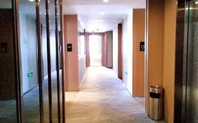 Yingcui Hotel (Ma'anshan Normal University Mengniu Industrial Park Branch)