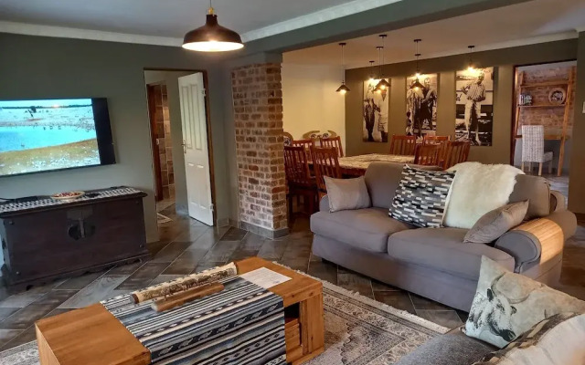 Hornbill Family Suites