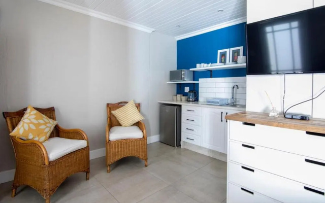 Willows Garden Studio (Adults Only)