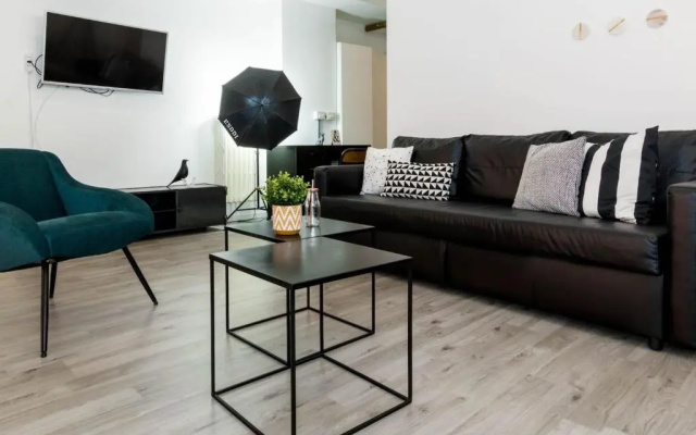 ALTIDO Exclusive Apt for 4 in Navigli near parks