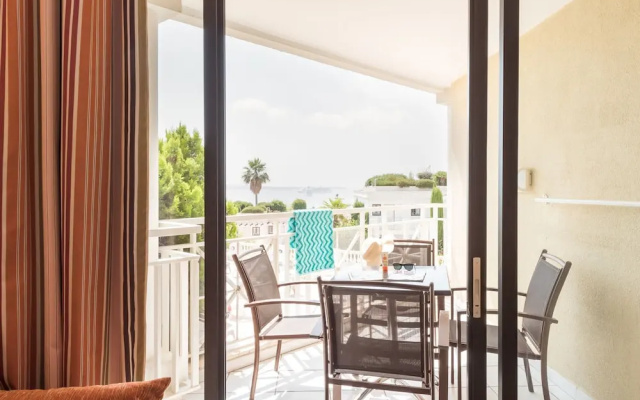 Studio Near the Boulevard in the Decadent City of Cannes