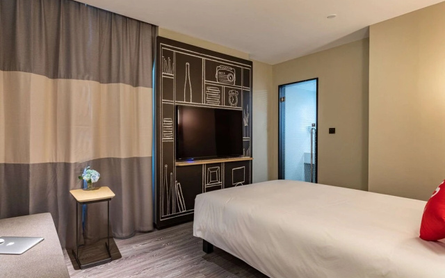 Ibis Xiamen Dongdu Cruise Center Hotel