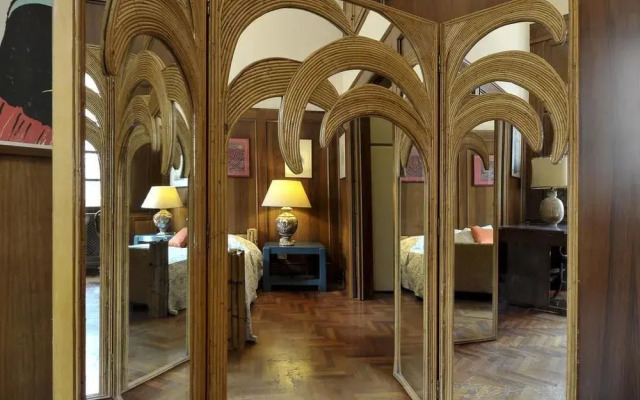 Strada Maggiore Apartment