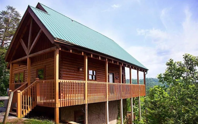 Layz Dayz Lodge by RedAwning