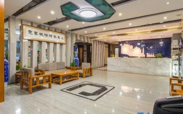 Yeste Hotel (Nanning Shizitang Metro Station Branch)