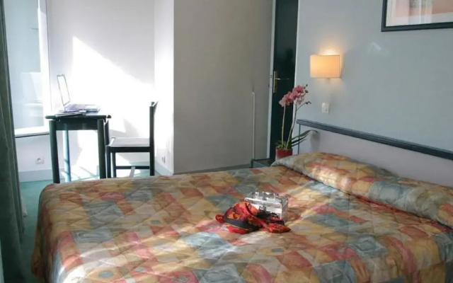 Hotel Printania Porte de Versailles