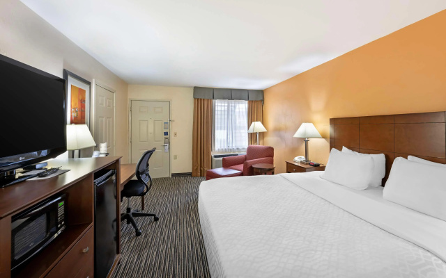 Best Western Snyder Inn