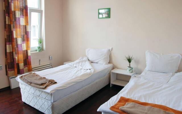 Отель Lavele Hostel Болгария, София - отзывы, цены и фото номеров - забронировать отель Lavele Hostel онлайн комната для гостей