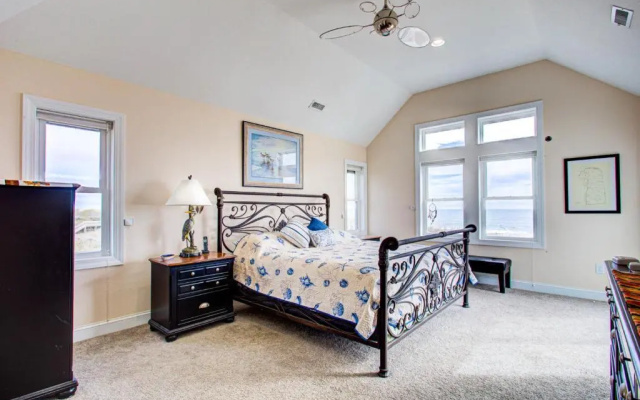 1709 Sandbucket Arch Oceanfront