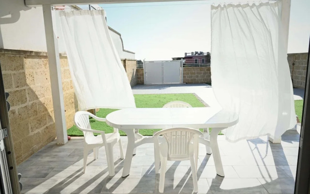 Villa Noire 'just 900mt From The Crystalline Waters Of Salento