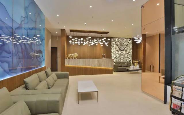 Hotel Elements