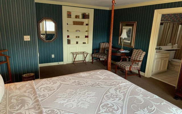 1842 Inn