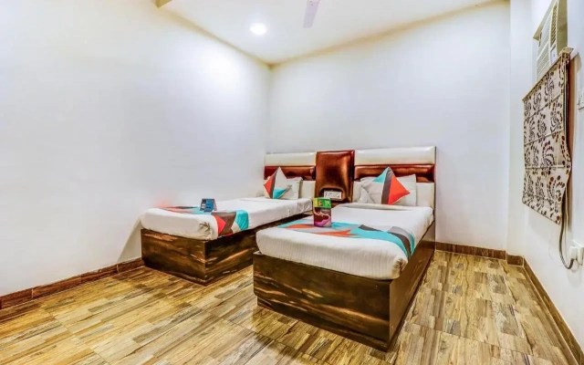 FabHotel Travellers Inn Gomti Nagar