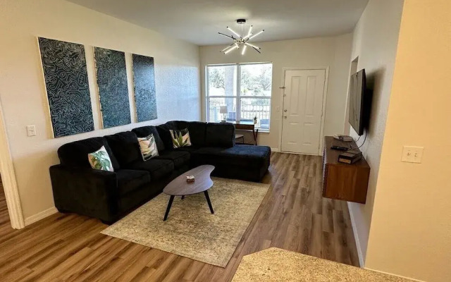 Upgraded! Quiet Southern Dunes Condo