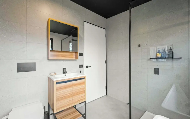 The Outlook on Mount Louis – 1 Bedroom