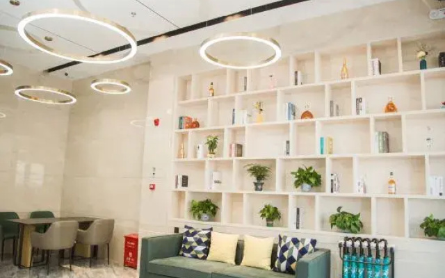 City Comfort Inn Hotel (Heyuan Dongyuan Wanda Plaza)